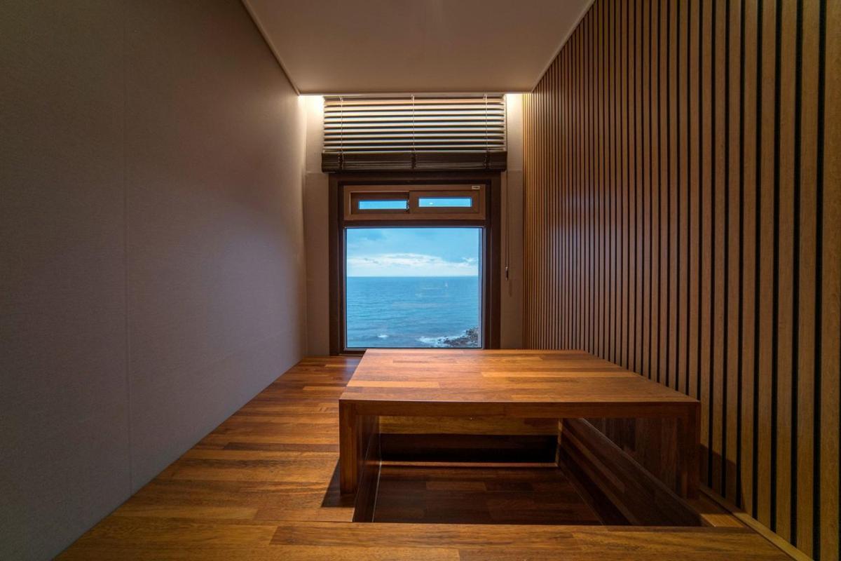 Yeonhwamun Hotel Yeongdeok ภายนอก รูปภาพ