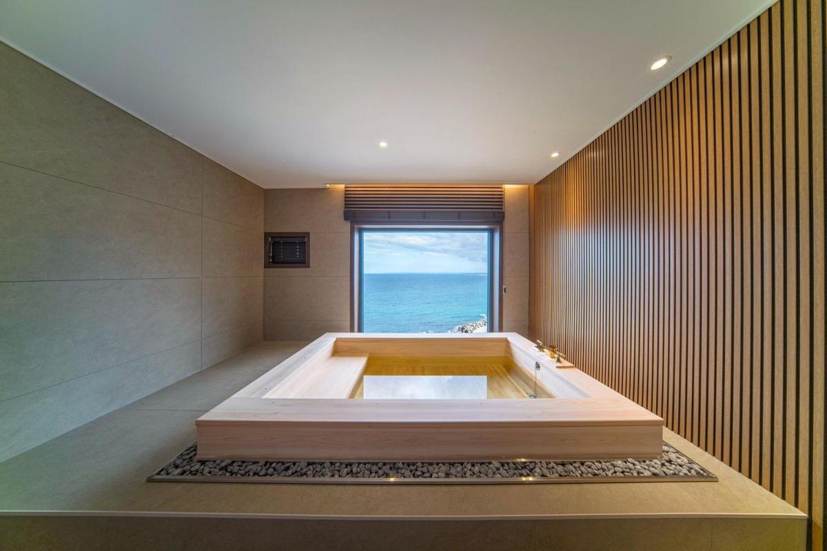 Yeonhwamun Hotel Yeongdeok ภายนอก รูปภาพ